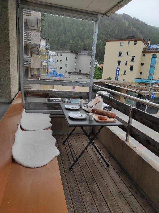 Haus Rhaetikon 1. Og, Links Daire Ostrava Dış mekan fotoğraf